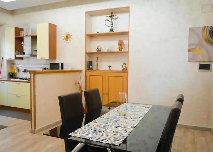 Lollo House Rome